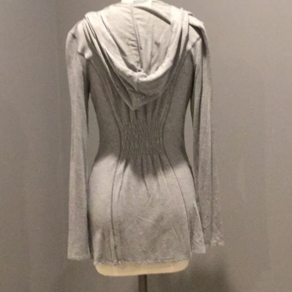 Soft gray ruffle tunic - Picture 2 of 2